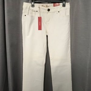 White Guess Jeans new with Tags Size 32